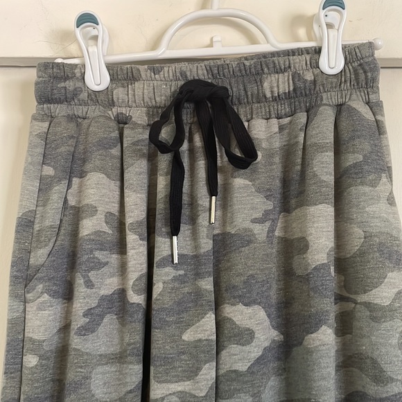 Kittenish Camoflauge Joggers - Picture 3 of 5